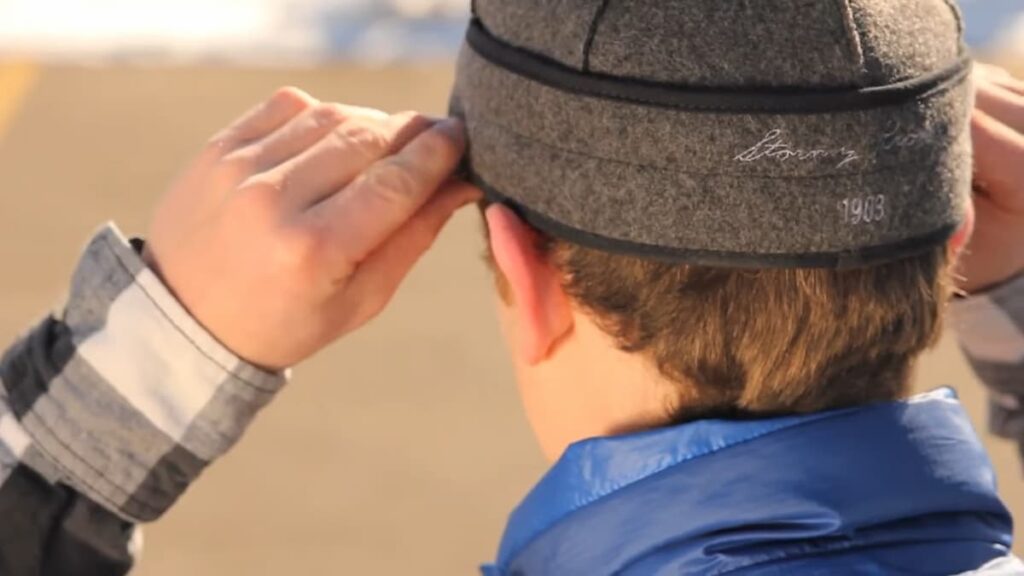Man wearing the Stormy Kromer Original Hat